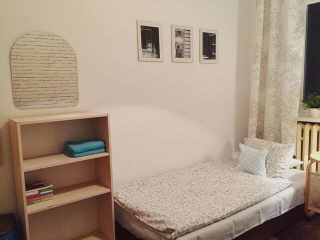 Хостелы Hostel Aleje 28 Краков-29